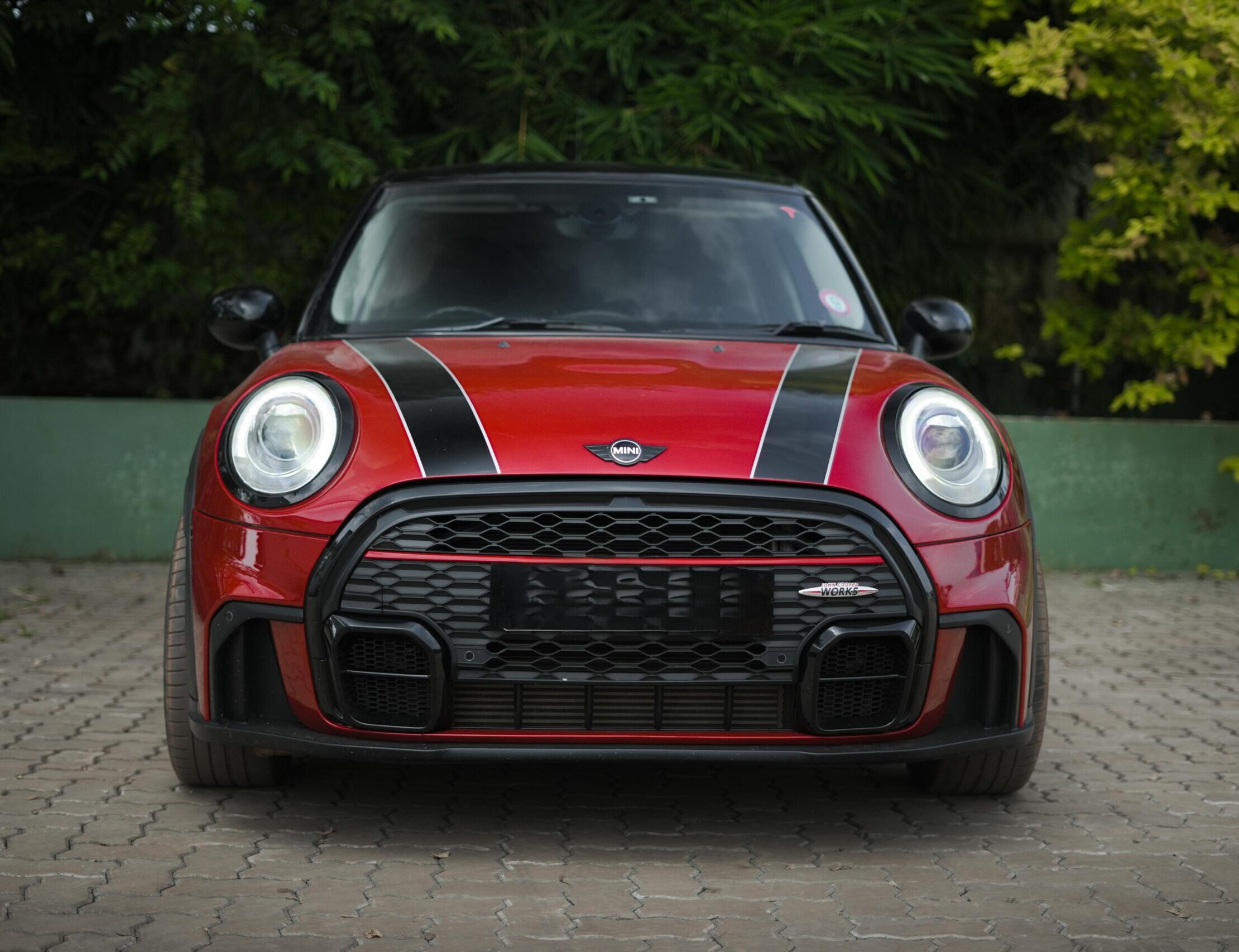 RED COLOUR MINI COOPER D